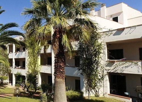 Hotel Villaggio Costa Ripa Rodi Garganico Exteriör bild